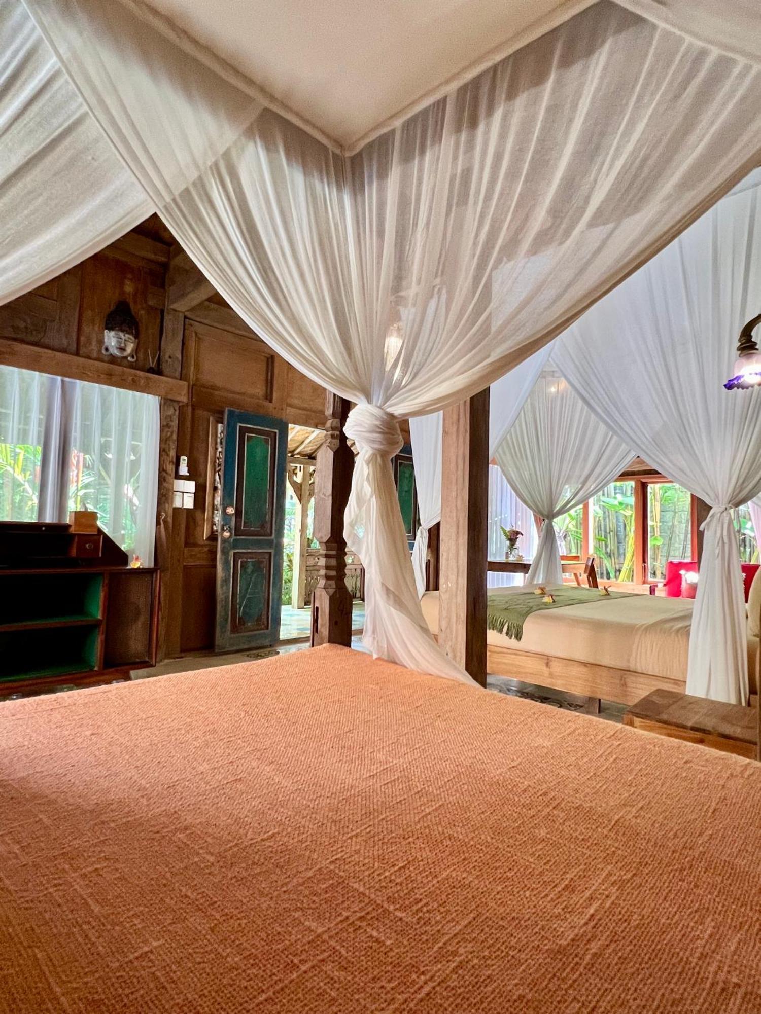 Umakayu Joglo Villa Canggu - Boutique Hotel Esterno foto